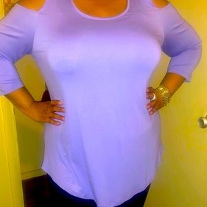 Women’s Size XXL Peekaboo Shoulder Purple Top!